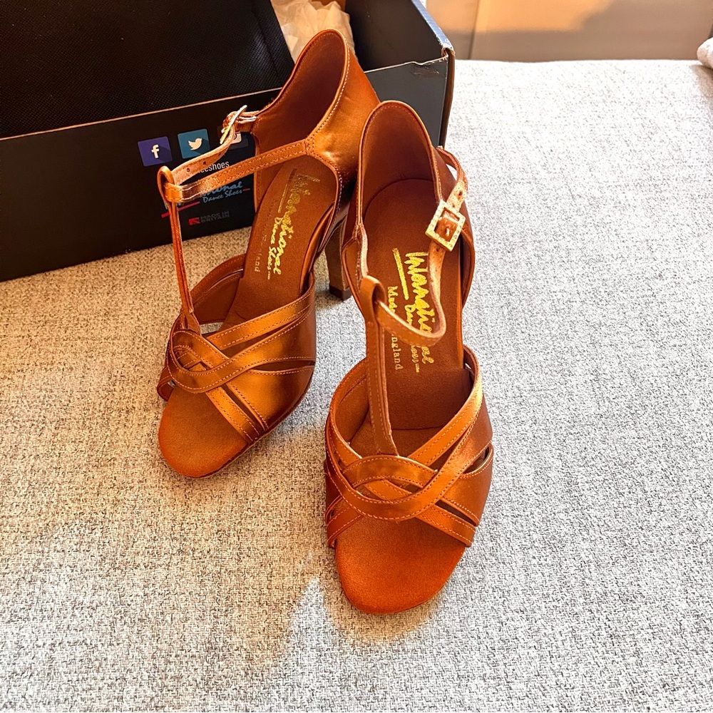 International Dance Shoes Latin